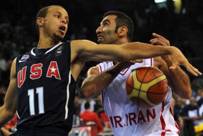 Estados Unidos logra una victoria clara frente a Irán en la cuarta jornada del Mundial de Turquía