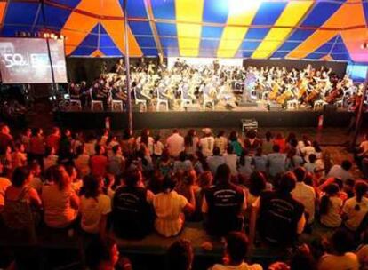 Aspecto de la actuación de la Orquesta Sinfónica Joven de Goiás, el pasado domingo