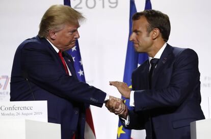 Emmanuel Macron y Donald Trump, en su rueda de prensa conjunta este lunes en Biarritz.