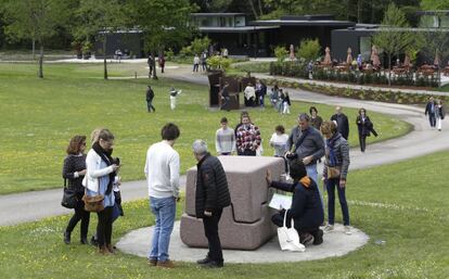 El museo se vio obligado a cerrar en 2010 por ser inviable económicamente para la familia Chillida. Ahora se ha reinaugurado de la mano de la galería suiza Hauser & Wirt.