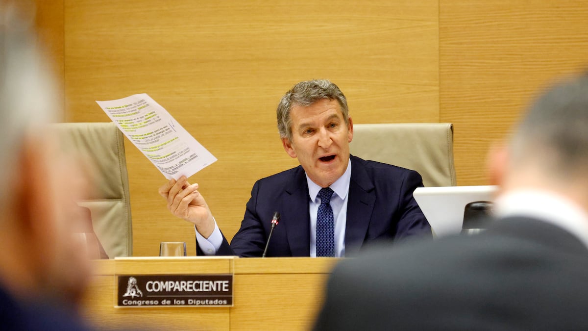 Feijóo no rompe con Mazón y el PP aleja el debate sobre su acta