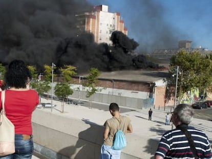 Incendio en la nave industrial.