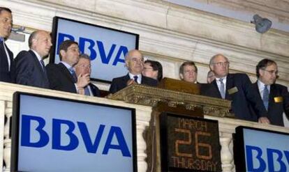 El presidente del BBVA, Francisco González, en la sede del NYSE.