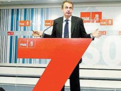 Zapatero dejará total libertad a Solbes para componer su equipo económico