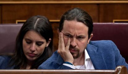 Pablo Iglesias e Irene Montero en el Congreso este jueves.