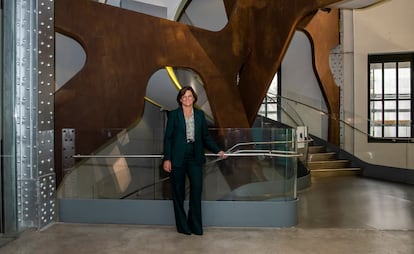 Carmen Morenés, directora general de la Fundación Telefónica, en su sede en el Edificio Telefónica en Gran Vía, en Madrid.