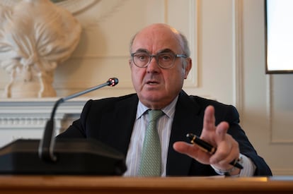 El vicepresidente del Banco Central Europeo (BCE), Luis de Guindos, el lunes en Santander.