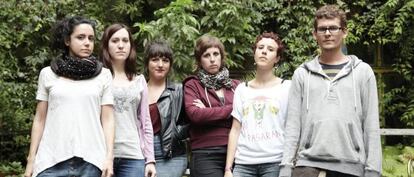 Miembros de la red feminista Federica Montseny posan en Berlín la semana pasada.