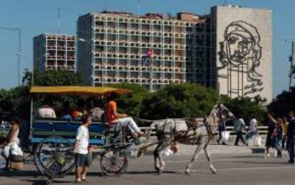 Otras novedades para la próxima temporada alta en Cuba serán la reapertura de hoteles como el emblemático "Capri" de La Habana, la inauguración de tres "clubes italianos" en los balnearios de Varadero, Cayo Largo y Cayo Santa María, y un incremento en las operaciones de cruceros. EFE/Archivo