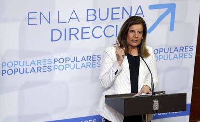 La ministra de Empleo y Seguridad Social, F&aacute;tima Ba&ntilde;ez, en un acto del PP