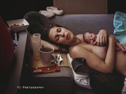 Foto guanyadora del Concurs de Fotografia de Naixement 2020: “Un moment de silenci", Holanda.