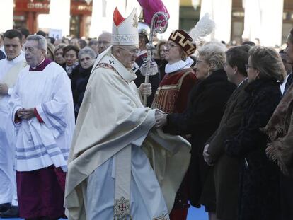 Manuela Carmena durante los actos en honor a la Virgen de La Almudena.