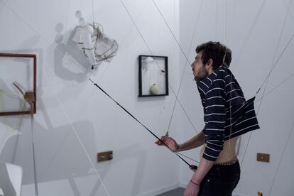 'Performance' del artista argentino Diego Bianchi en Barro Arte Contemporáneo.