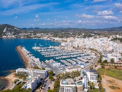 Imagen aérea de Santa Eulària des Riu (Ibiza).