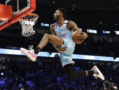 Derrick Jones, en uno de sus mates en el United Center de Chicago.