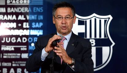 Bartomeu, durante la presentaci&oacute;n de Paulinho. 