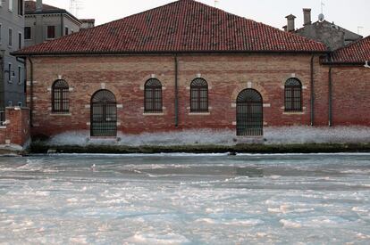 Hace más de 20 años que no se cubría de hielo la laguna veneciana.