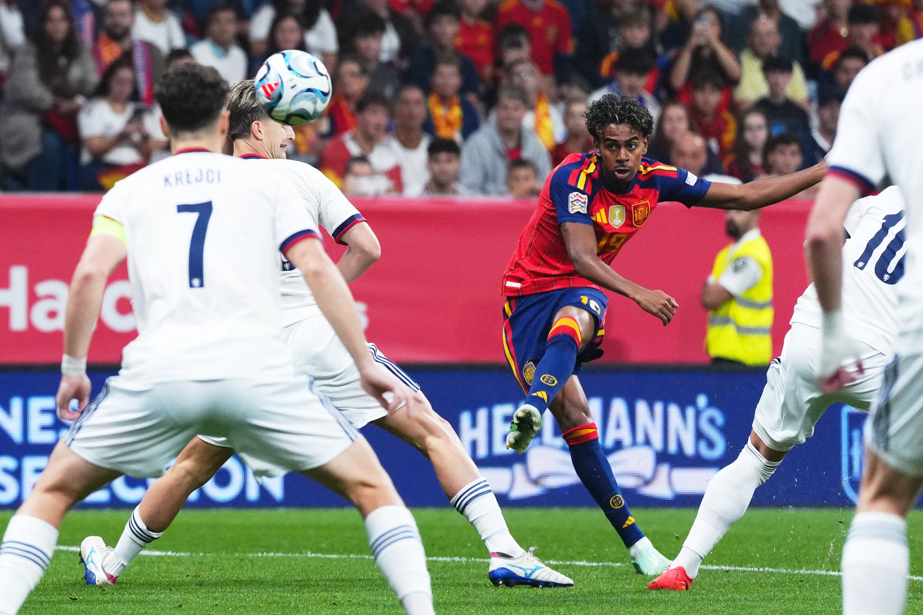 Spain - Czech Republic live, the party of the Nations League live - 124; Lamine advances the Red