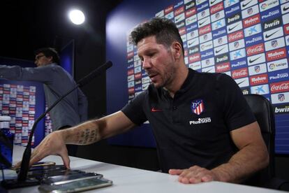 Simeone, durate la rueda de prensa previa al partido con el Legan&eacute;s.