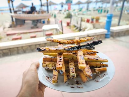Estas berenjenas fritas de El Zagal están aderezadas con la única miel de caña europea