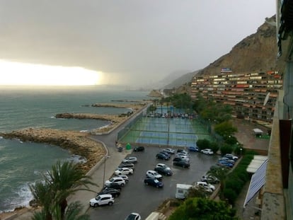 Imagen de uno de los tramos de litoral de la ciudad de Alicante.