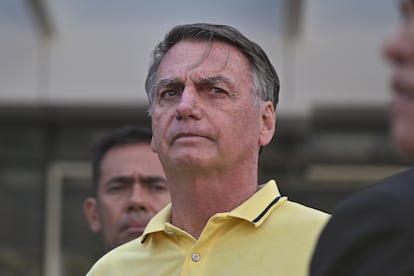 El expresidente Bolsonaro sale del hospital en Brasilia