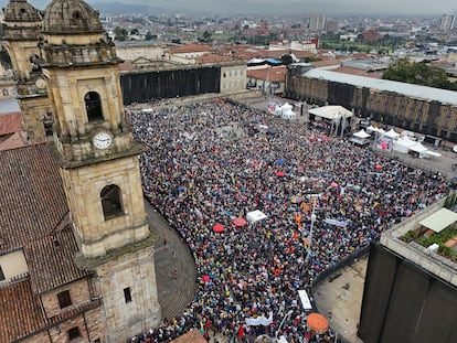 Miles de simpatizantes del Gobierno de Gustavo Petro, este 18 de marzo en la Plaza Bolívar. 