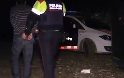 Momento de la detención del sospechoso.