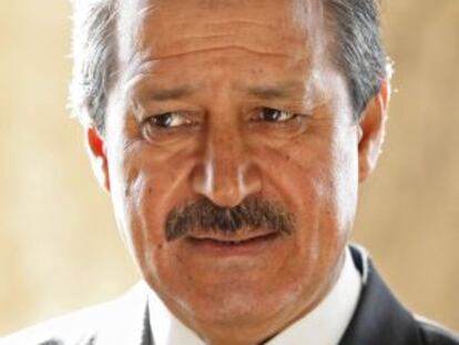 El exembajador de Siria en Bagdad, Nawaf al Fares