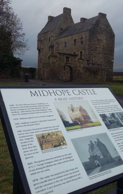 Midhope Castle es en 'Outlander' Lallybroch, hogar de Jamie Fraser.