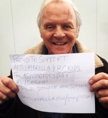 Anthony Hopkins también contibuye a la jornada solidaria.