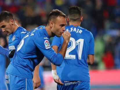 Cala celebra su gol al Málaga.