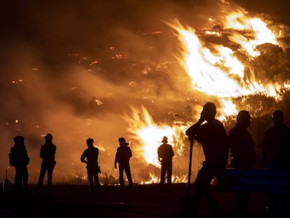 Incendio forestal en Navalacruz (Ávila).