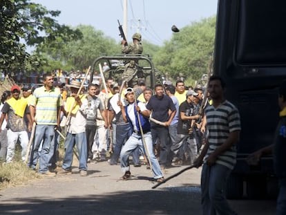 Las autodefensas de Michoacán marchan este sábado a Apatzingán.