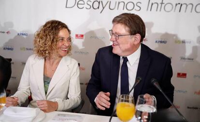 Meritxell Batet y Ximo Puig en los Desayunos de Europa Press.