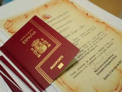 Concesión de pasaportes españoles a ciudadanos brasileños.