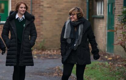 Sophie Turner e Isabel Coixet, en el rodaje de 'Mi otro yo'.
