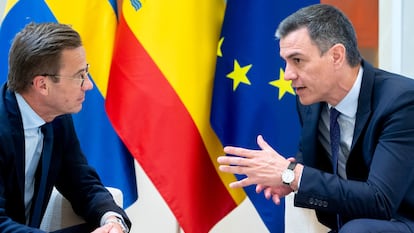 El presidente del Gobierno, Pedro Sánchez se reúne con el primer ministro del Reino de Suecia, Ulf Kristersson. Sánchez se ha reunido con el primer ministro de Suecia, país que este mes concluye la Presidencia semestral del Consejo Europeo.