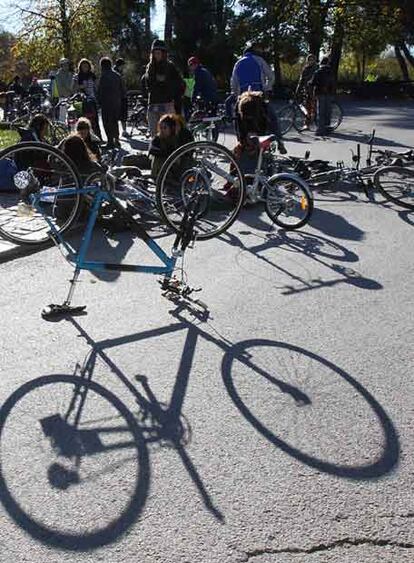 Punto de encuentro de una marcha ciclista en Madrid para pedir más carriles de bicicleta.