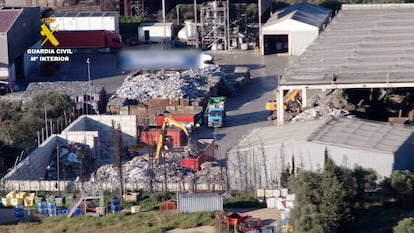 Una de las instalaciones inspeccionadas por el Seprona en la operación contra el tráfico de residuos internacional. 