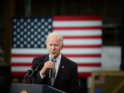 Joe Biden, este jueves en una instalación de IBM en Poughkeepsie, Nueva York.