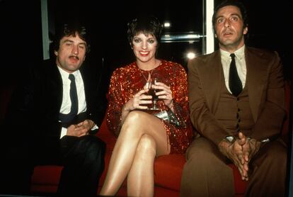 Liza Minnelli, Robert De Niro y Al Pacino en 1981 en Nueva York.