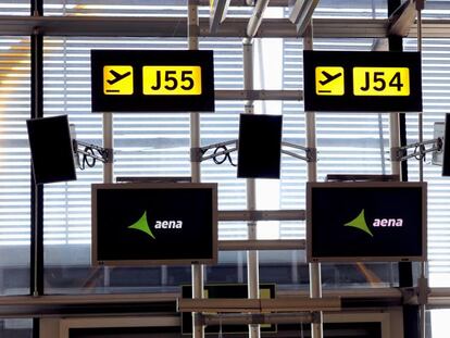 Mostradores de Aena en el aeropuerto de Barajas Adolfo Su&aacute;rez.