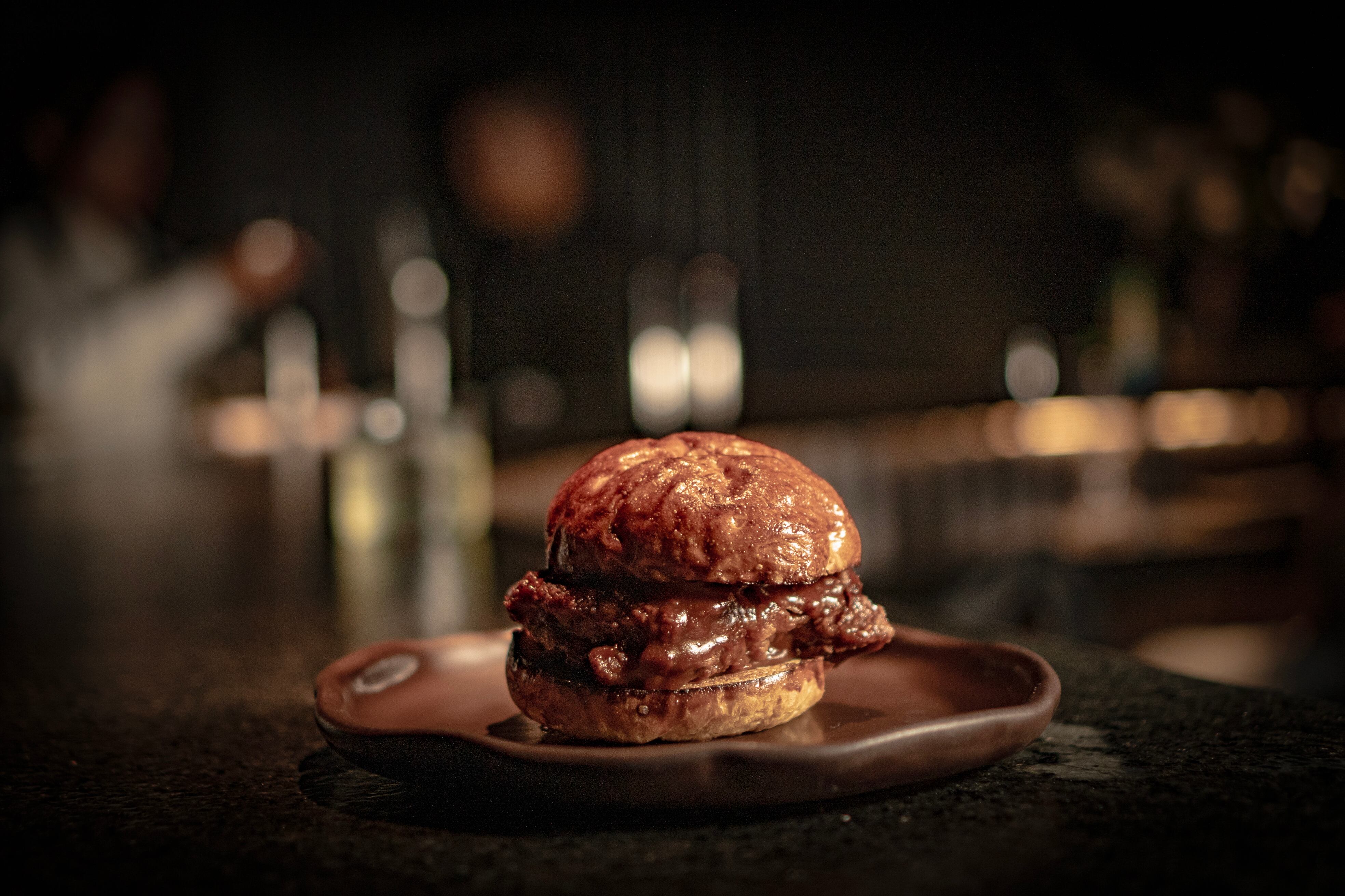 Un 'Lucho's hot chicken sandwich', ganador de una estrella Michelín.