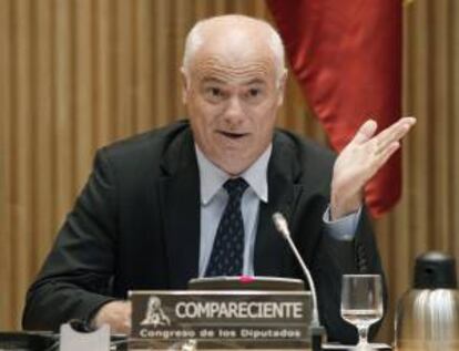 El exsecretario de Estado de Economía José Manuel Campa, reconoció durante su comparecencia en la Comisión de Economía del Congreso de los Diputados que en el sector financiero se han cometido "errores y excesos", por lo que habrá que exigir responsabilidades si es necesario.