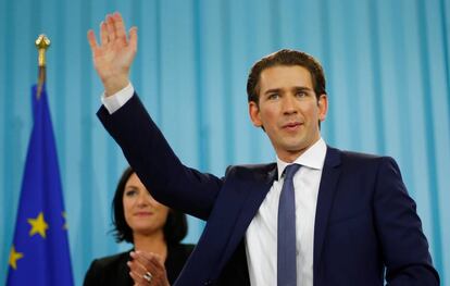 El candidato conservador a canciler de Austria, Sebastian Kurz, tras ganar las elecciones del 15 de octubre. REUTERS/Dominic Ebenbichler