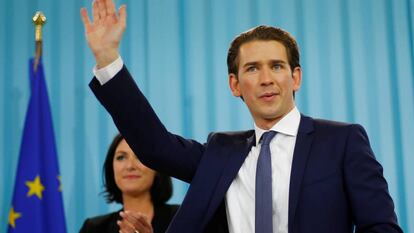 El candidato conservador a canciler de Austria, Sebastian Kurz, tras ganar las elecciones del 15 de octubre. REUTERS/Dominic Ebenbichler