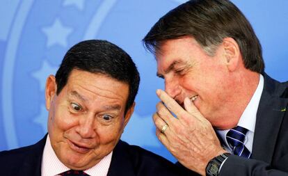 O vice-presidente Hamilton Mourão e o presidente Jair Bolsonaro.