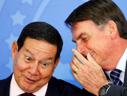 O vice-presidente Hamilton Mourão e o presidente Jair Bolsonaro.