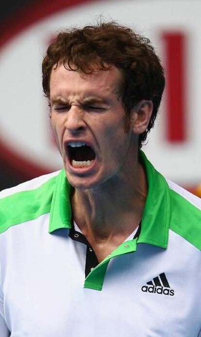 El escocés Andy Murray celebra su triunfo en los cuartos de final del Abierto de Australia